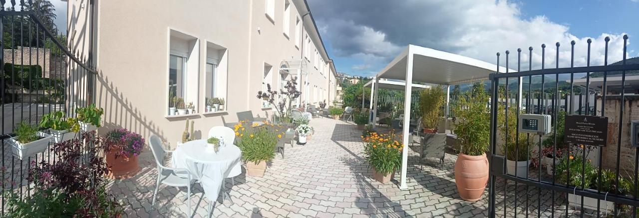 Hotel Porta Rivera LʼAquila Esterno foto